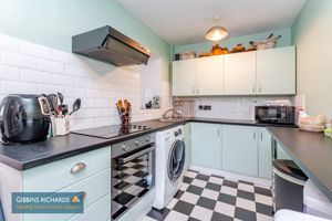 Kitchen- click for photo gallery